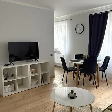 Zales Laukuma Apartment *